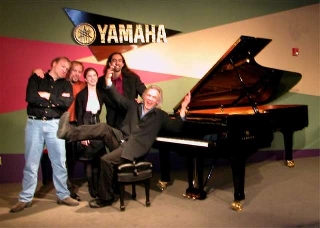 WHISPERINGS SOLO PIANO RADIO